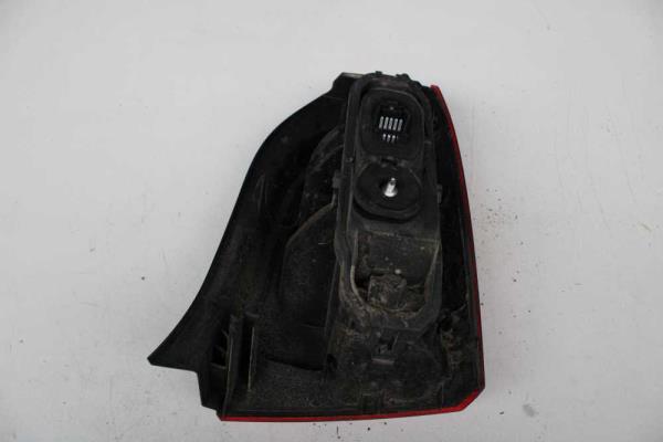 FEU ARRIERE GAUCHE RENAULT - Vue 2